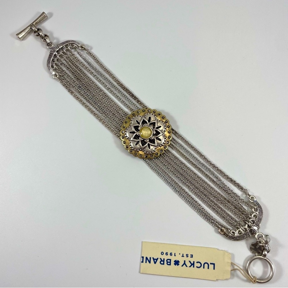 Lucky Brand Silver Tone Chain Bracelet with Center Circle Flower Center Accent